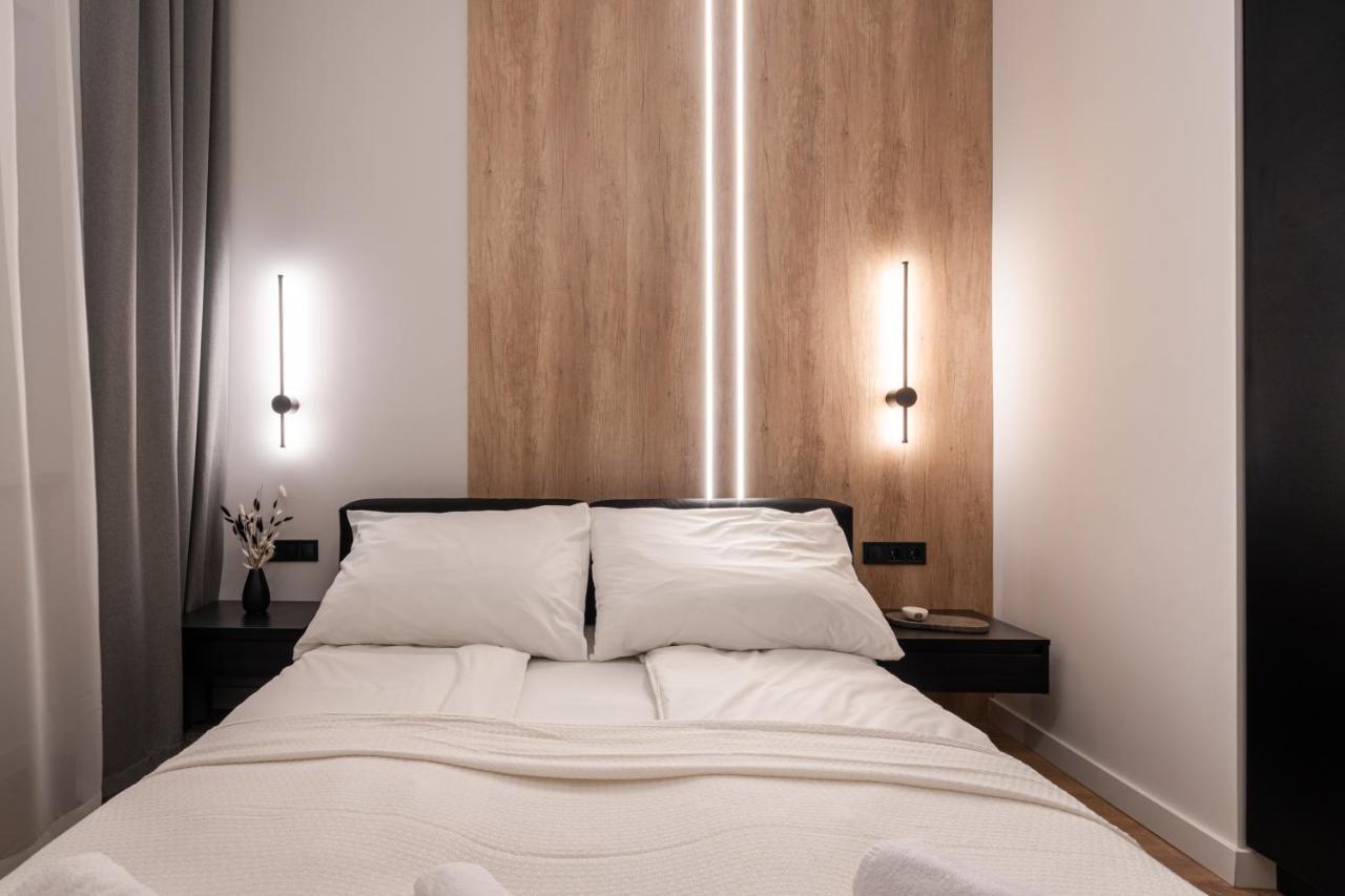 E56 - Grand Boulevard Heritage Residence - Best Location By Bqa Budapest Bagian luar foto