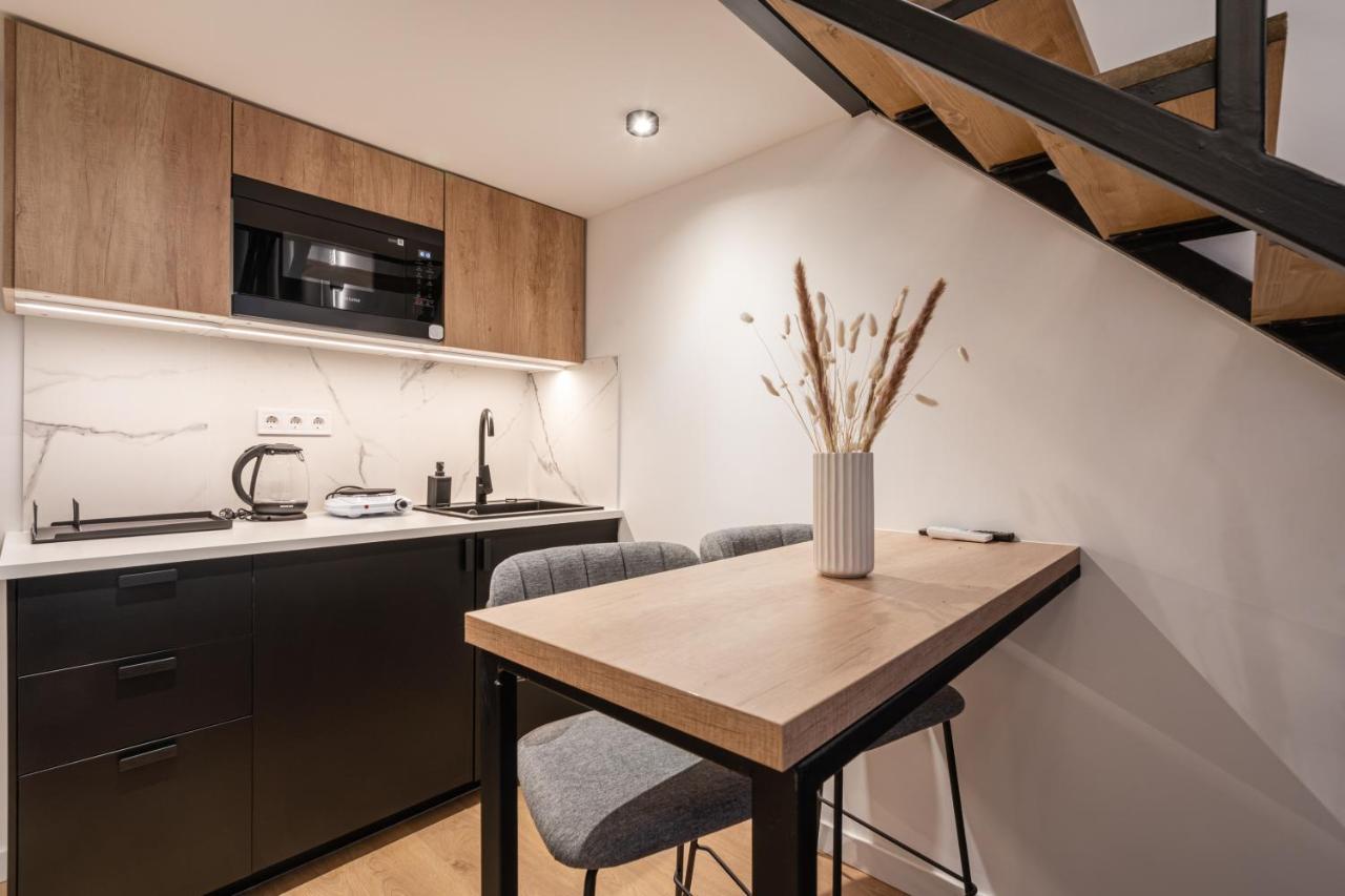 E56 - Grand Boulevard Heritage Residence - Best Location By Bqa Budapest Bagian luar foto
